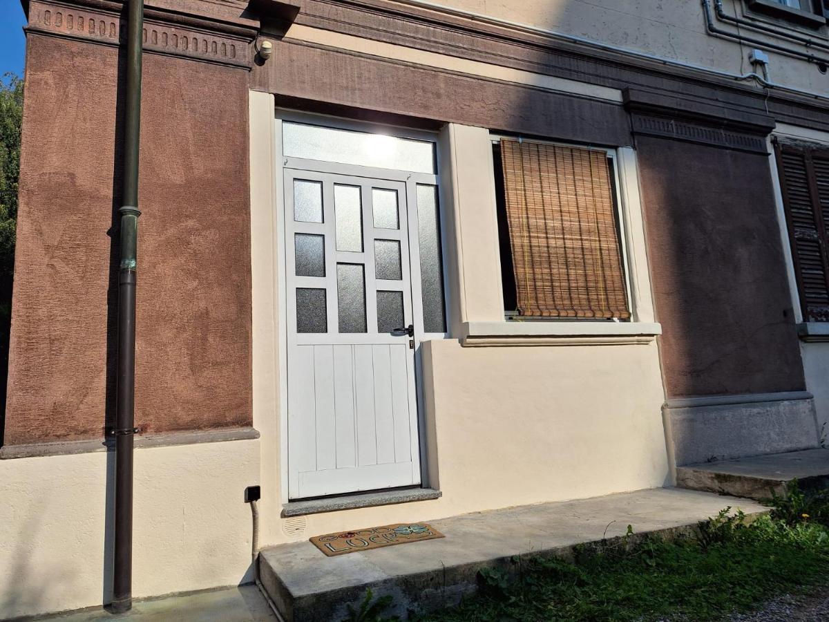 Appartamento La Casa Dei Nonni Malnate Εξωτερικό φωτογραφία